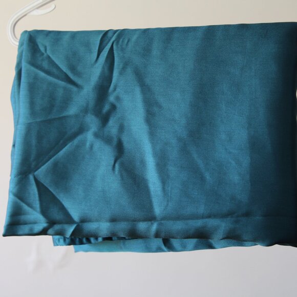 Teal Polyester Table Cloth - Picture 12 of 15